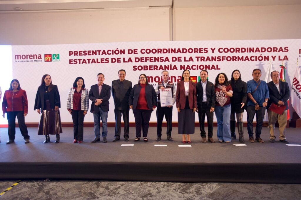 Santiago Nieto junto a dirigentes de Morena durante la presentación de coordinadores estatales